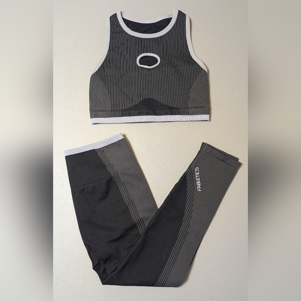 Fabletics Black And Gray Set, Medium - image 2